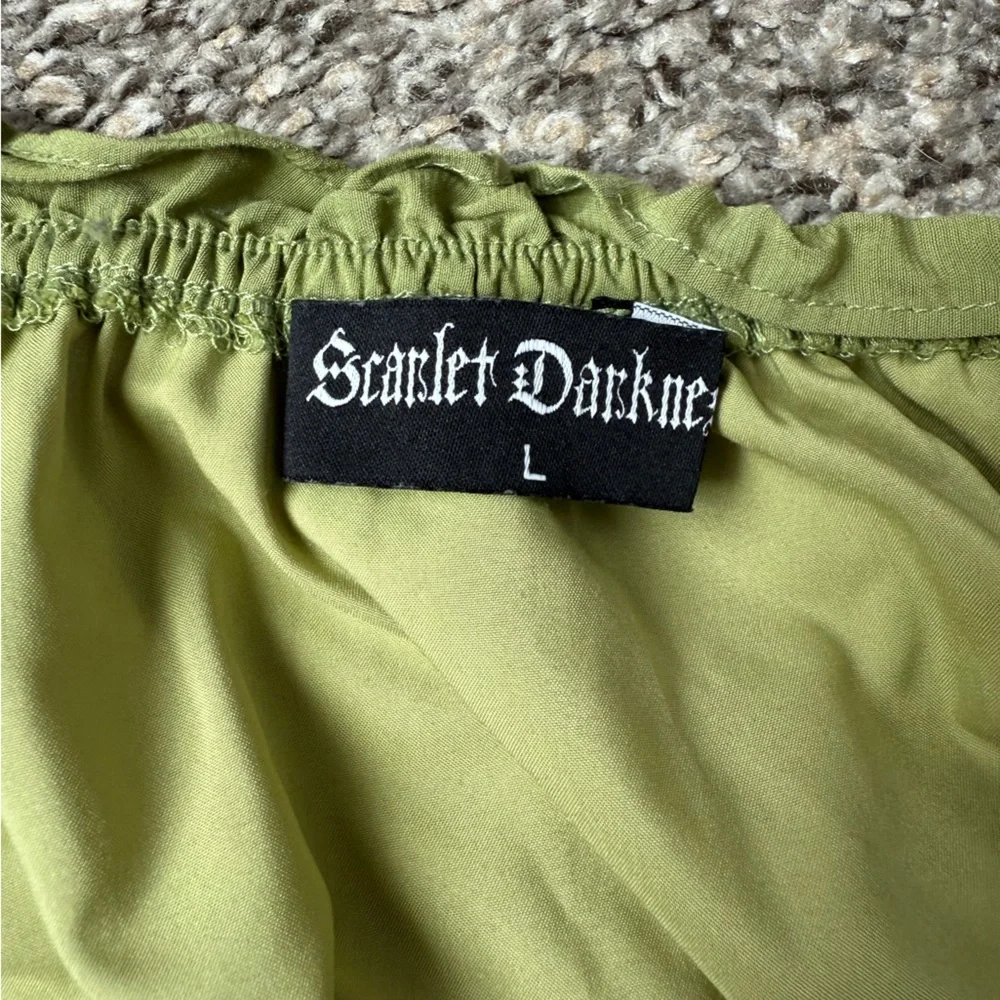 Scarlet Darkness Renaissance Faire Costume - Picture 13 of 13